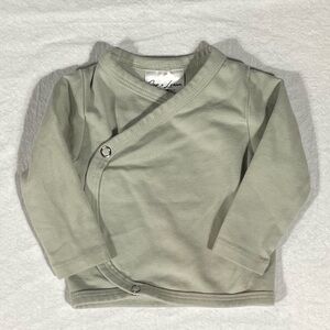 Jax and Lennon Bamboo Kimono Wrap Top - Sage Green
Newborn